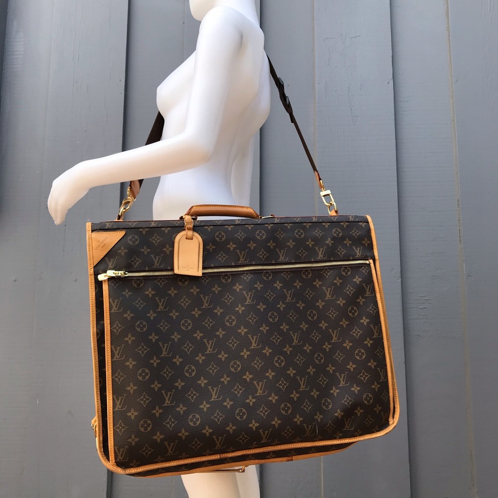 Louis Vuitton 2 Hanger Garment Bag/Luggage